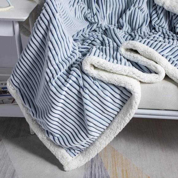 Oversized Luxury Sherpa Blanket Blue Extra Large main image 2